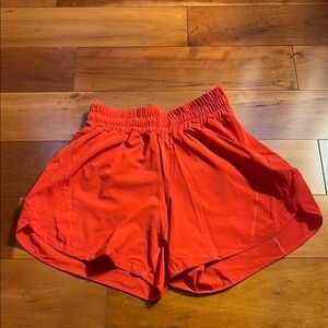 Lululemon Track That 5 inch inseam short in Hot Heat size 6